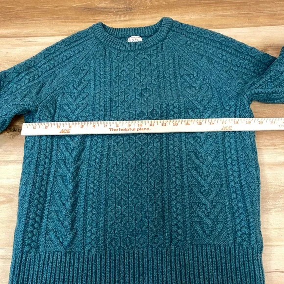 J. Crew Rugged Merino Wool Blend Cable Knit Sweater Mens Large Teal Green Raglan - Picture 6 of 8